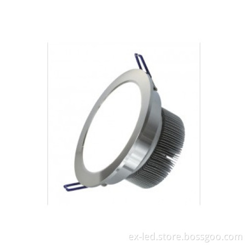 Hight lumen with new desigen wet listed downlight